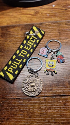 COMBO pack 3x klíčenka B