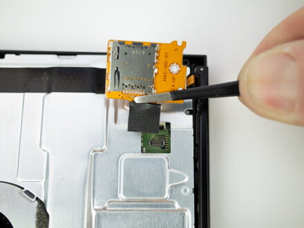 Nintendo switch - slot SD karty