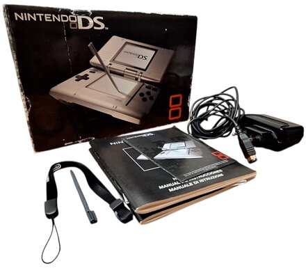 Nintendo DS silver kompletní balení  