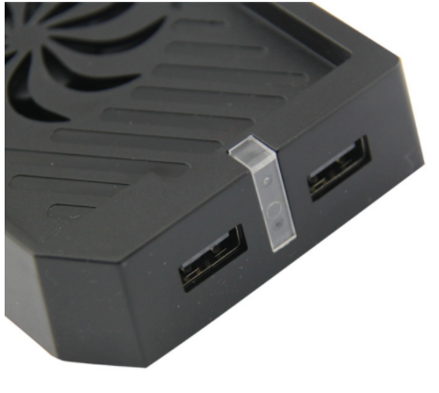 Stojan pro Xbox One X s ventilátorem