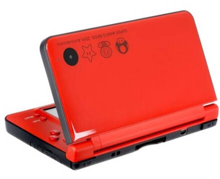 Nintendo DSi XL Super Mario Bros. 25th Anniversary